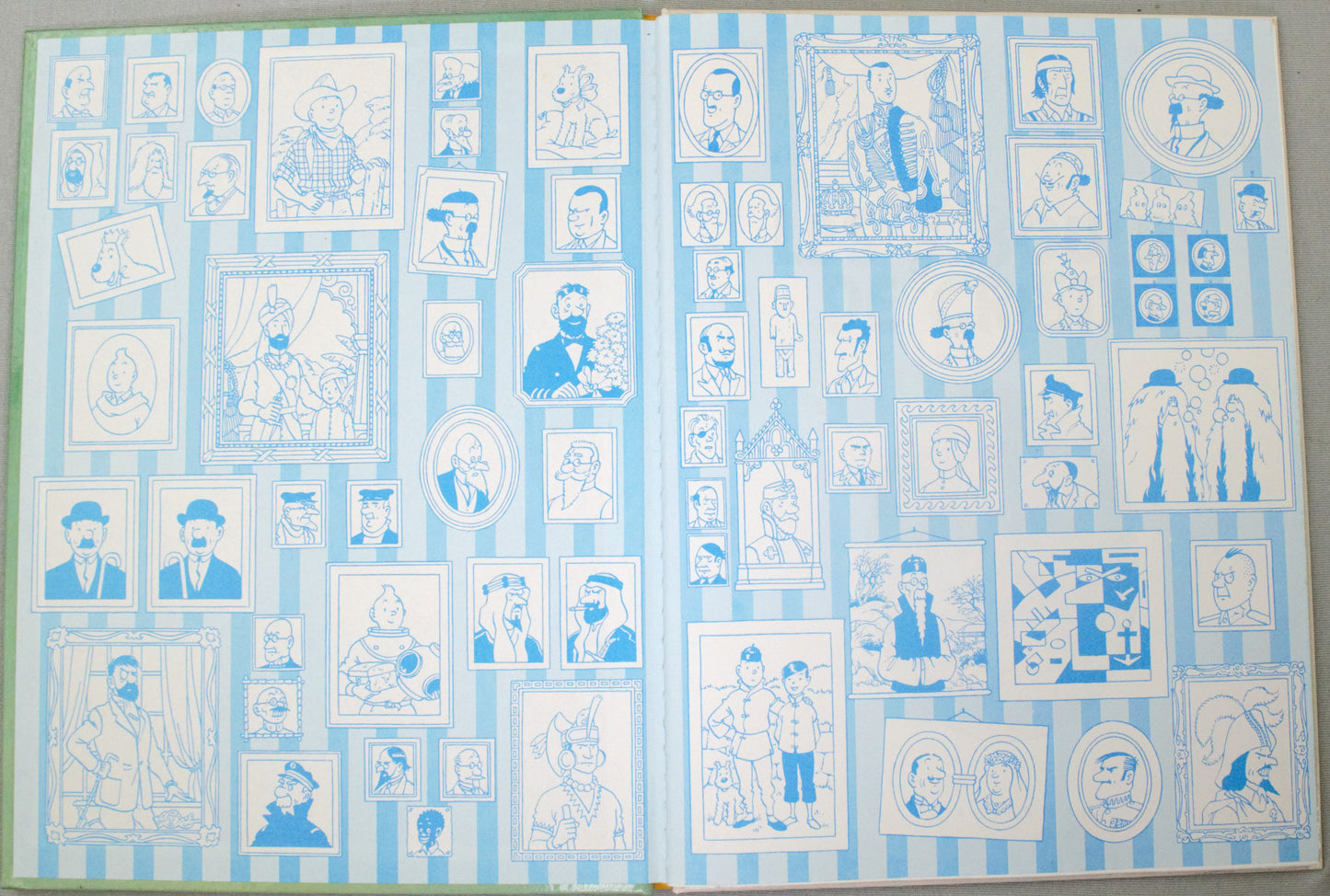 Tintin Les 7 Boules de Cristal Comic Book - 1975 Casterman Hardback French Edition Herge