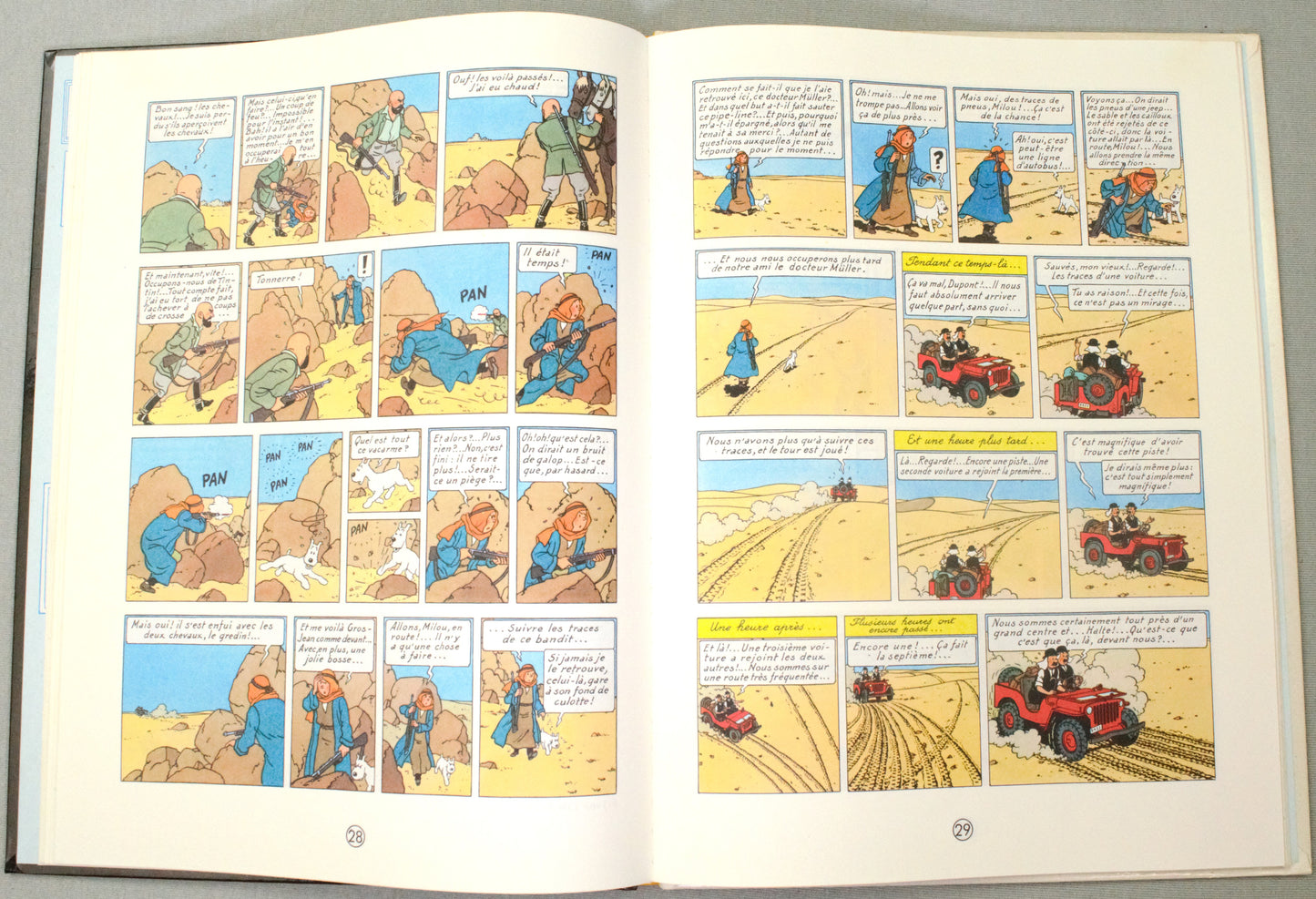 Tintin au pays de L'or Noir Comic Book - 1977 Casterman Hardback French Edition Herge