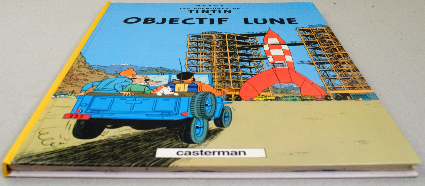 Tintin Objectif Lune Comic Book - Casterman 1981 French Hardback Edition Herge
