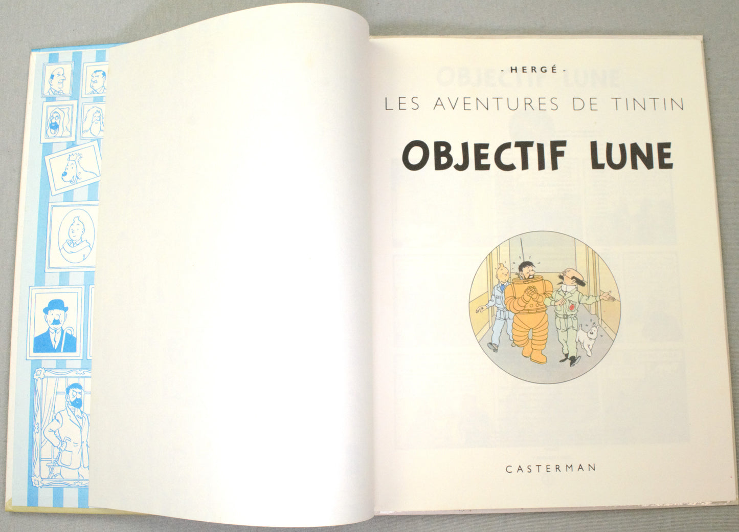 Tintin Objectif Lune Comic Book - Casterman 1981 French Hardback Edition Herge