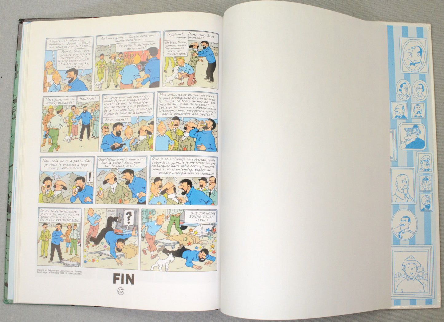 Tintin On a Marche sur la Lune Comic Book - Casterman 1982 French Hardback Edition Herge