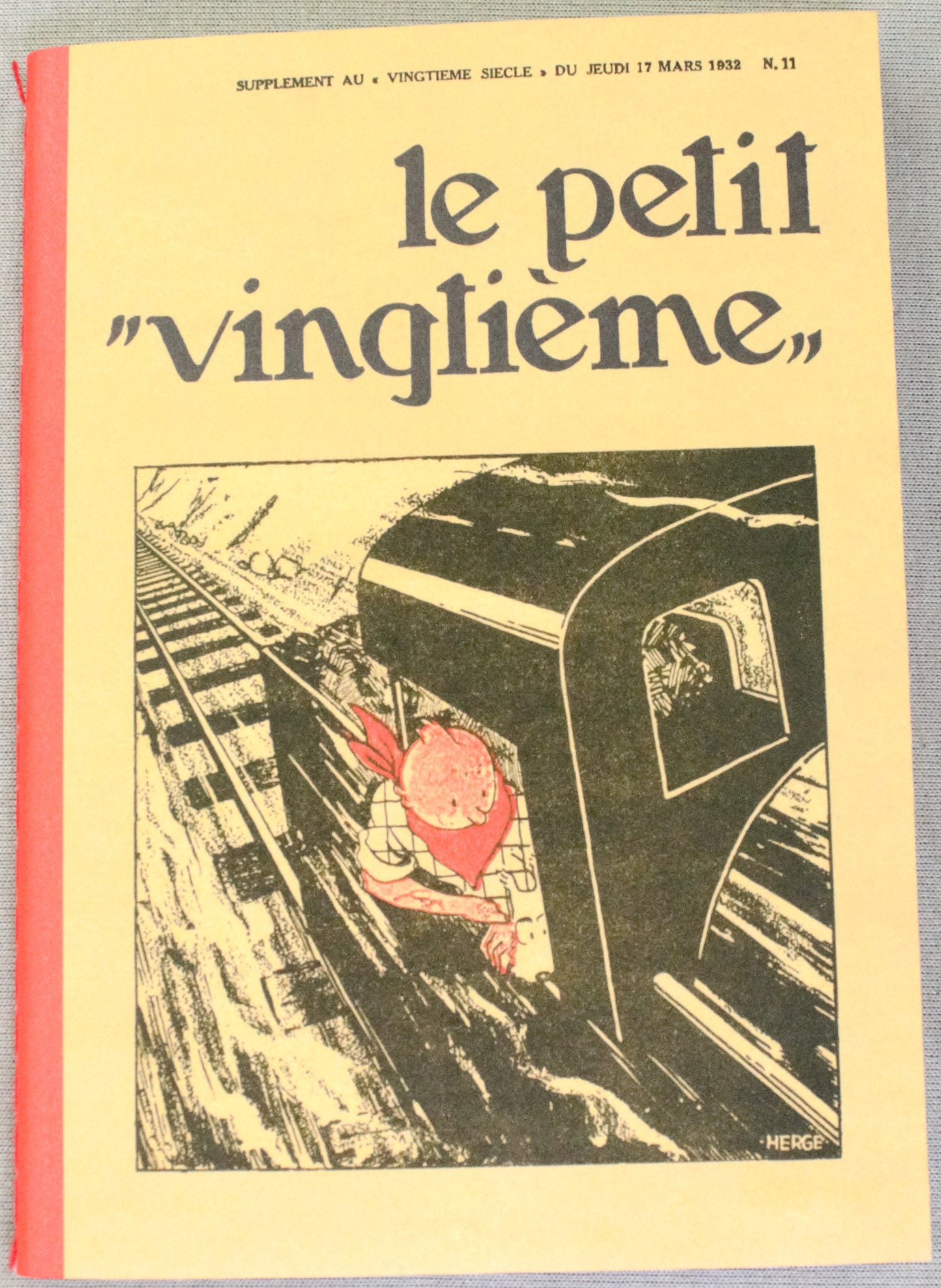 Le Petit Vingtieme Locomotive: Moulinsart Tintin Notepads: A6