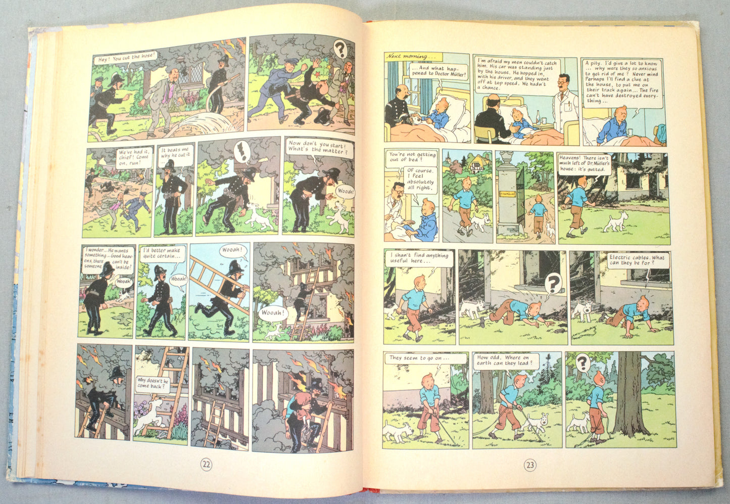 The Black Island: Methuen 1966 UK 1st Edition Hardback Tintin book by Herge EO