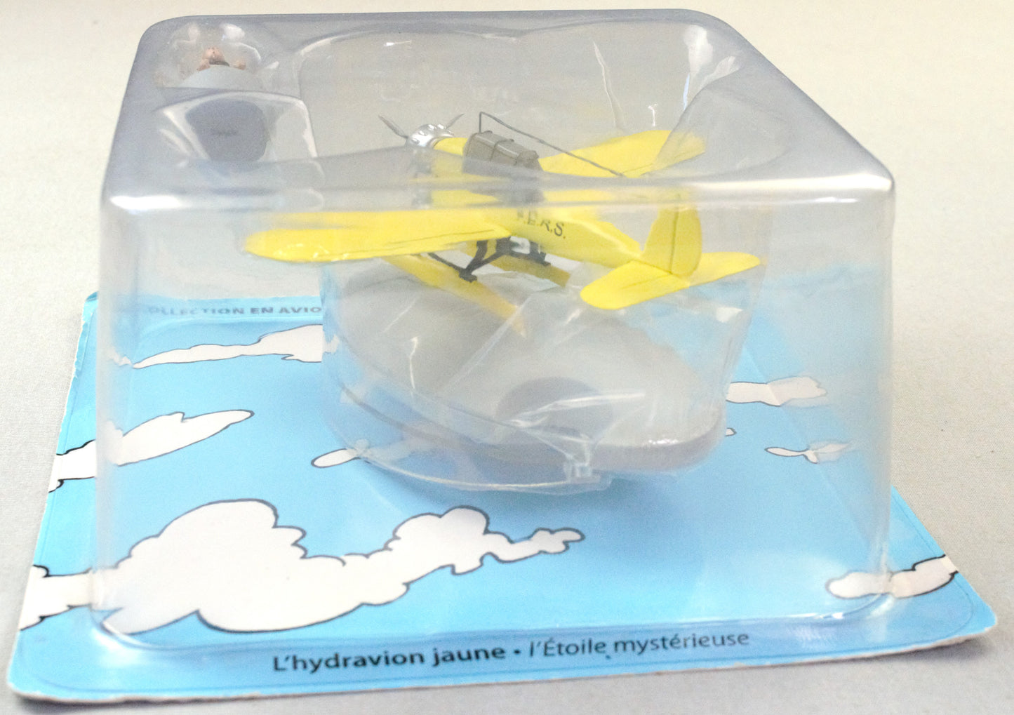 Hachette Tintin Plane #3 Yellow Seaplane with Tintin Figurine: The Shooting Star Moulinsart Model Avion