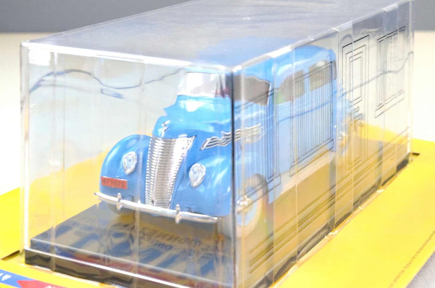 HACHETTE Tintin Car 1/24 #58 Charlet Blue Taxi Calculus Affair Rare Model Voitur