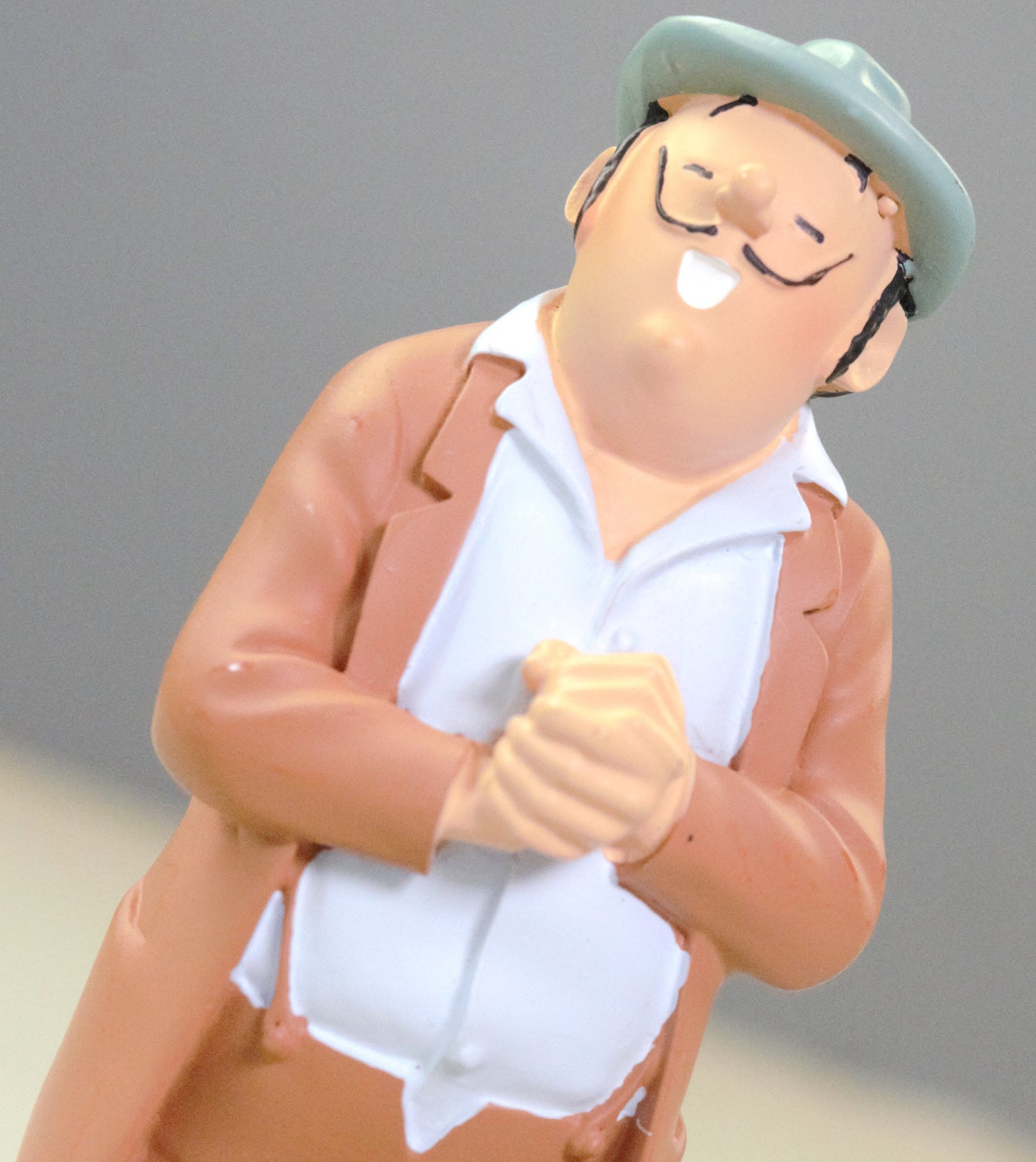 Tintin Figurine Moulinsart 42213 Oliveira Da Figuera - Cigars of the Pharaoh Herge 12cm Resin Model #16