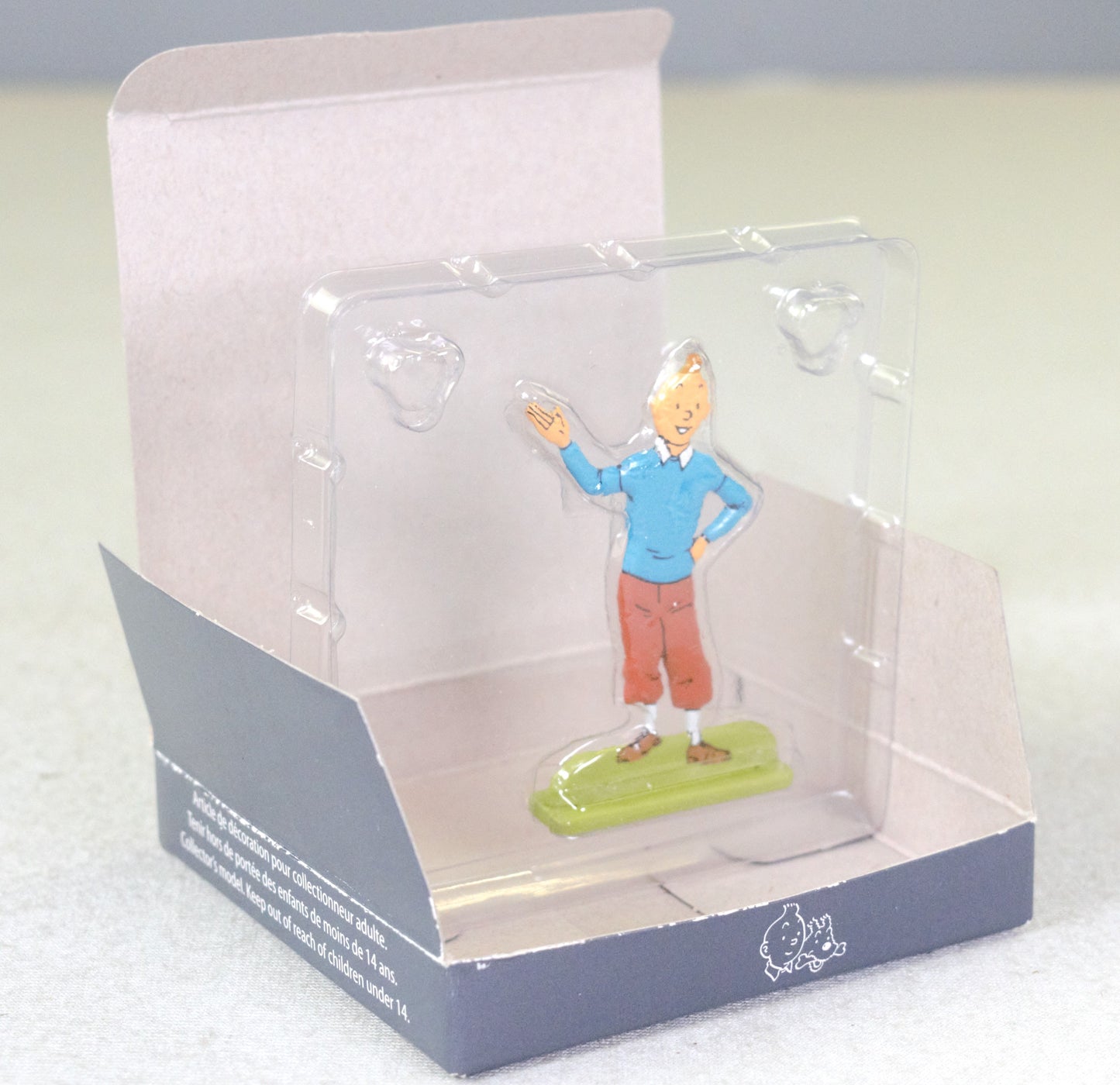 ARCHIVES TINTIN 2D Metal Figurine: Journal Tintin Waving Moulinsart Figure/Model