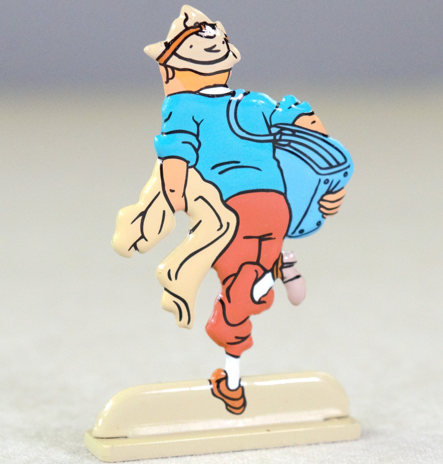 Archives Moulinsart 2D Metal Figurine: Tintin Reporter Red Sea Sharks Running ML Figure/Model