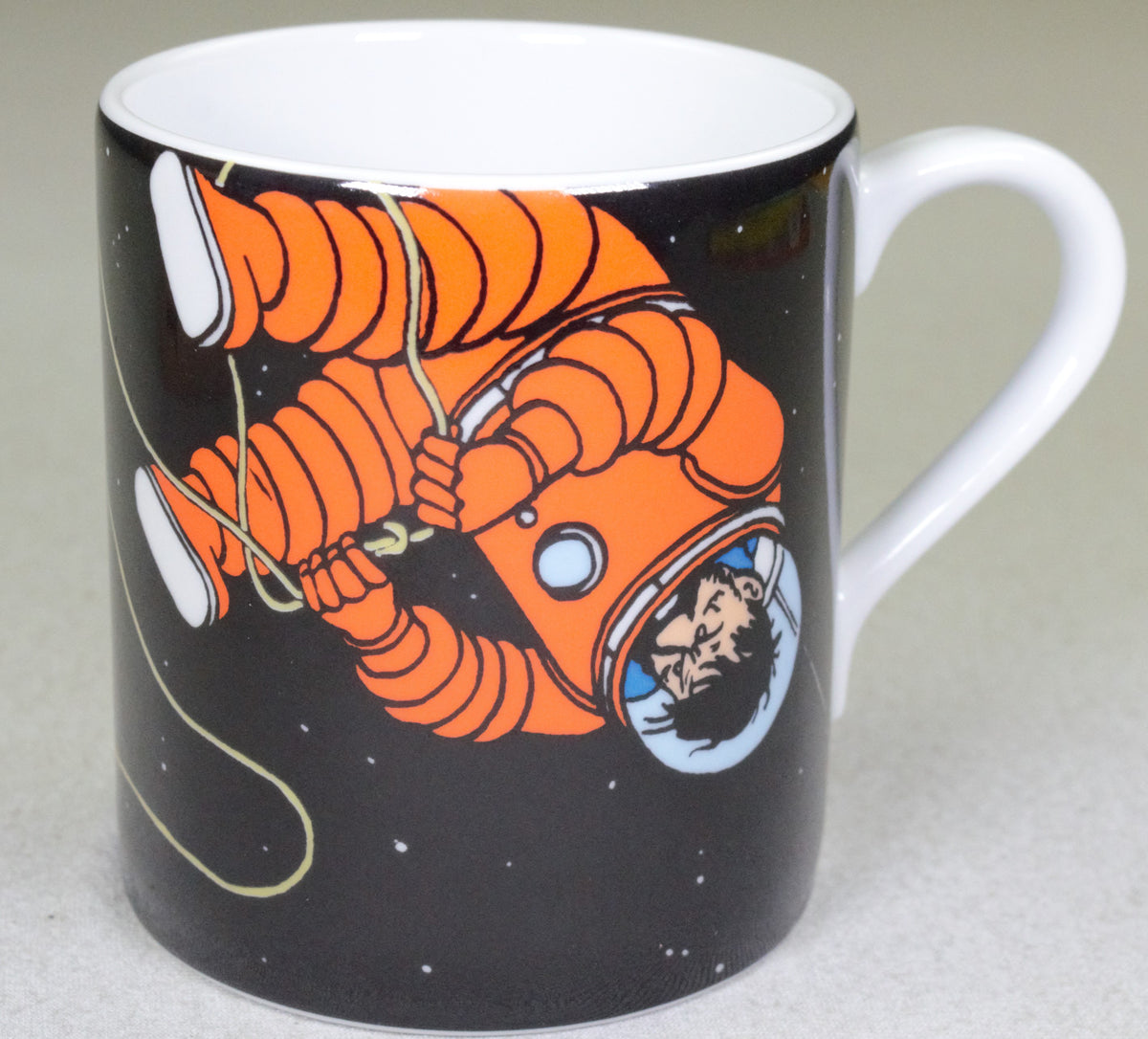Moulinsart Tintin Calligraphy Character Mug 47987 - Spacesuits on Moon 2023