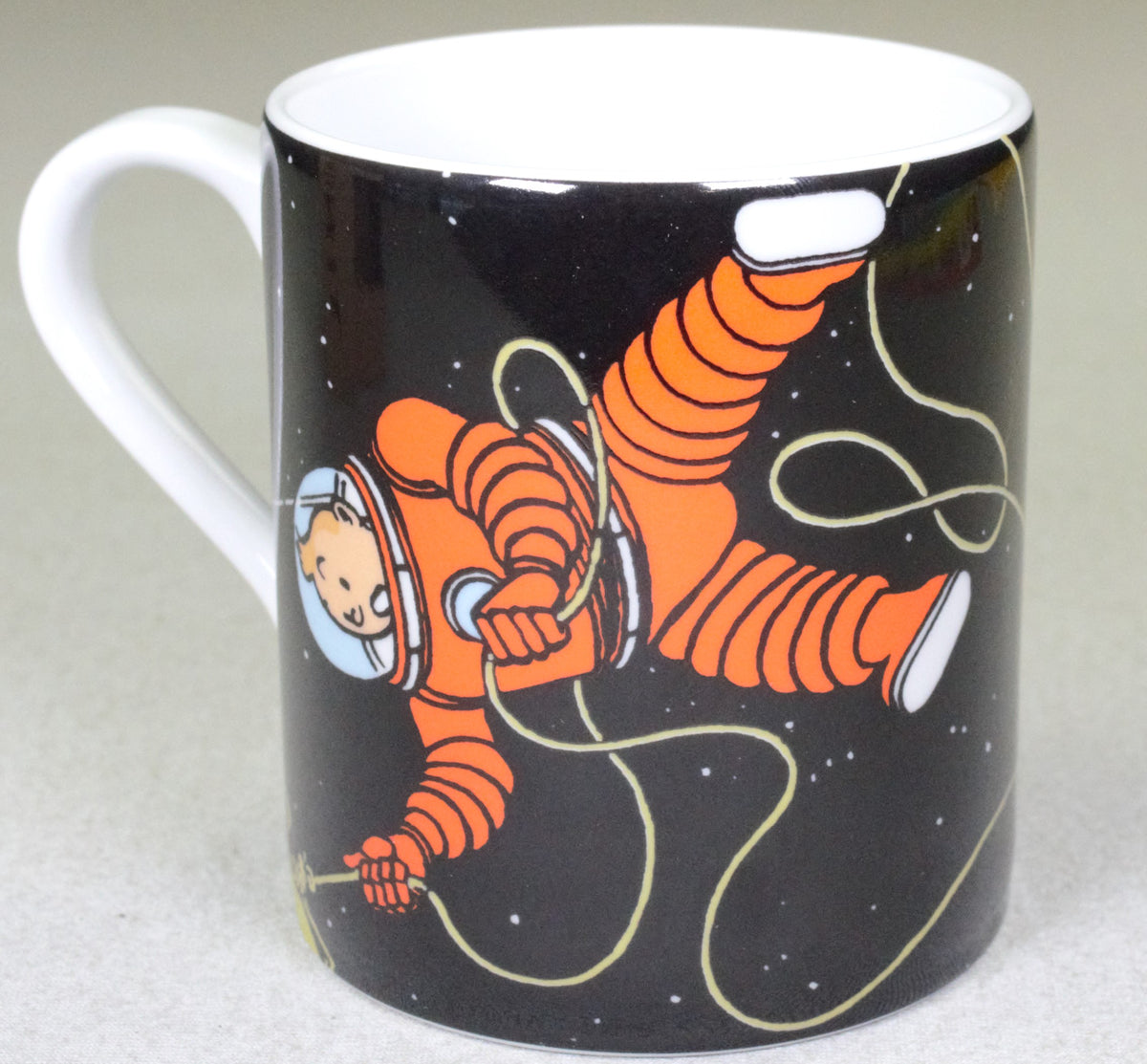 Moulinsart Tintin Calligraphy Character Mug 47987 - Spacesuits on Moon 2023