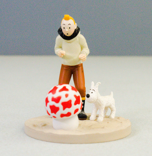 Tintin, Snowy & Mushroom: Shooting Star Moulinsart Box Scene Figurine 9cm Model (Copy)