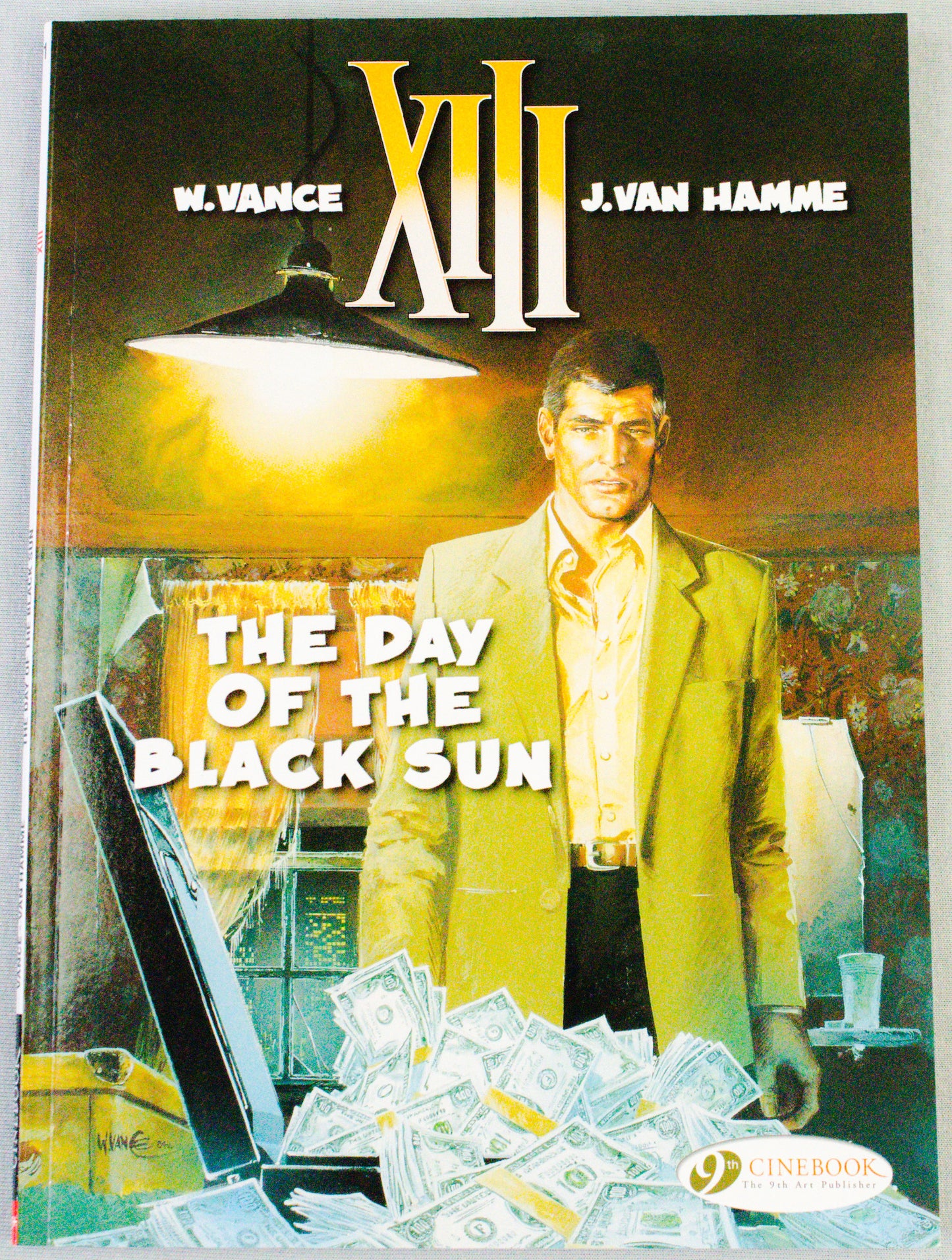 XIII: Volume 1 - The Day Of The Black Sun - (Cinebook Paperback Editions) - W.Vance - J. Van Hamme