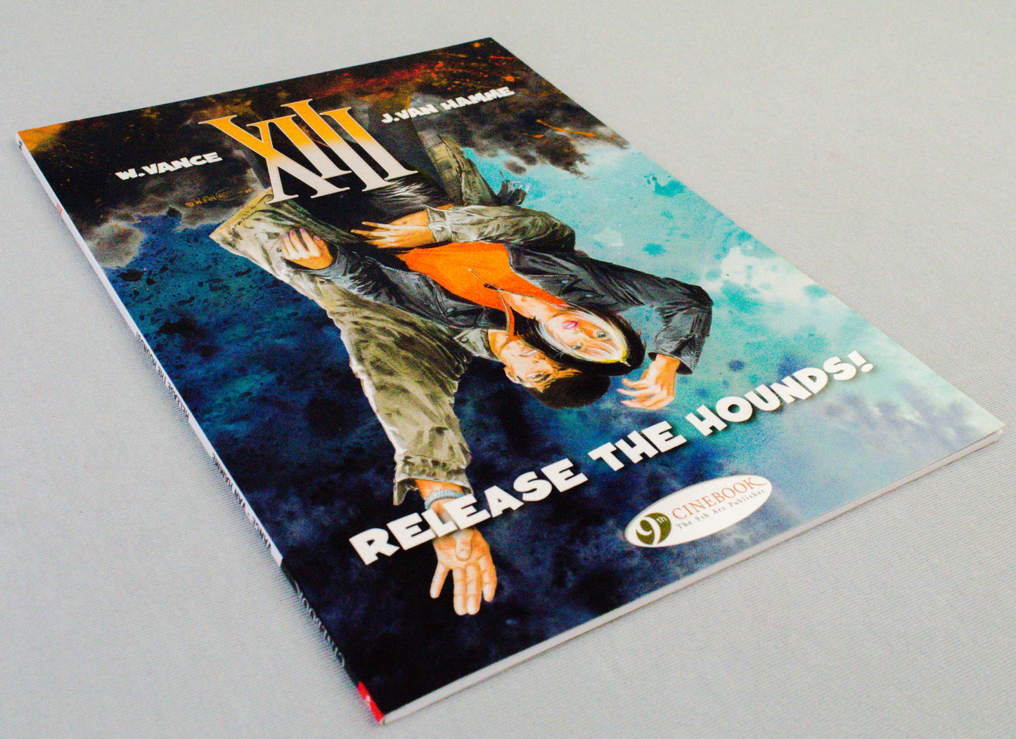 XIII: Volume 14 - Release The Hound - (Cinebook Paperback Editions) - W.Vance - J. Van Hamme