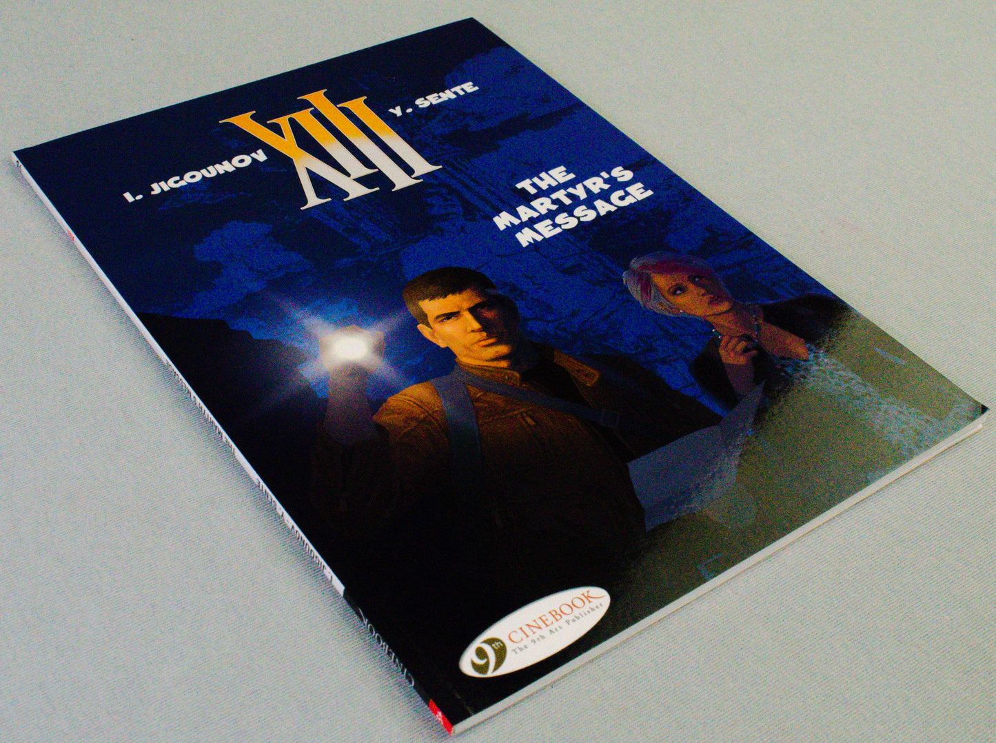 XIII: Volume 22 - The Martyr's Message - (Cinebook Paperback Editions) - W.Vance - J. Van Hamme