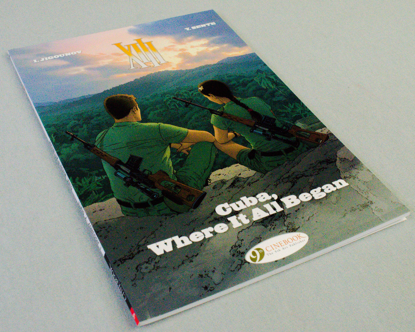XIII: Volume 26 - Cuba, Where It All Began - (Cinebook Paperback Editions) - W.Vance - J. Van Hamme