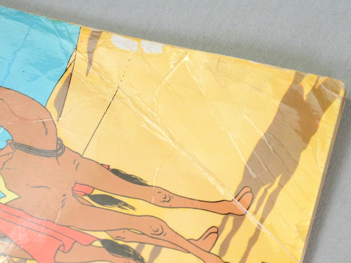 Crab with the Golden Claws Methuen 1972 1st UK Paperback Edition Rare Tintin Book Herge