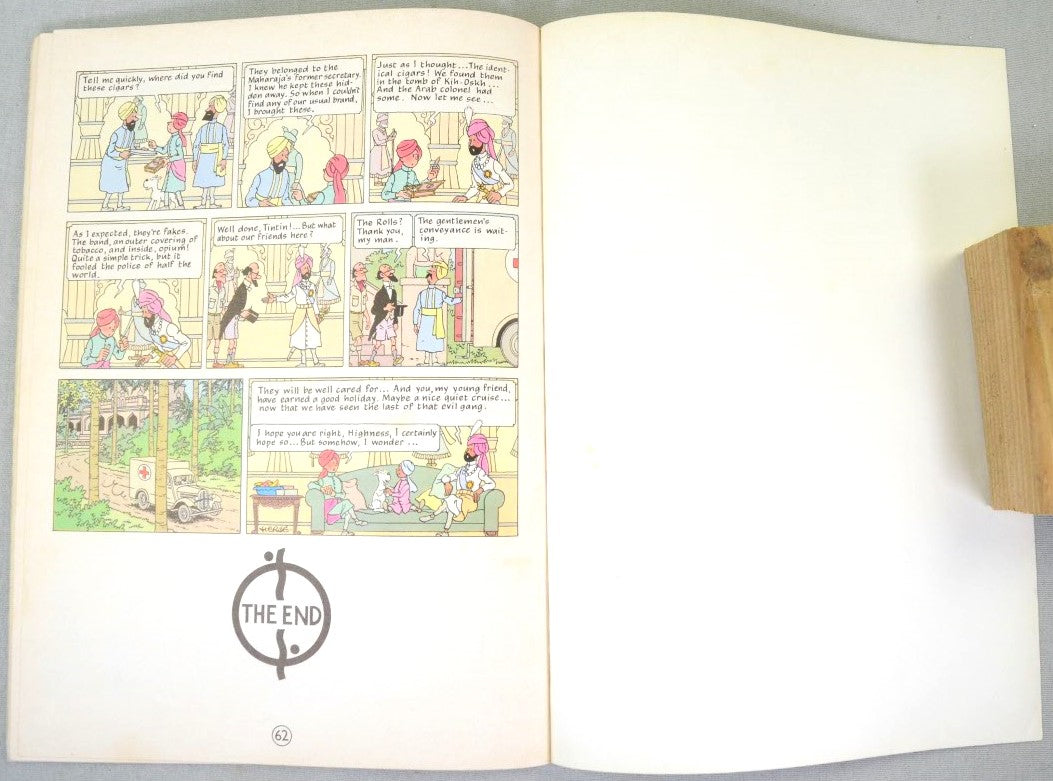 Cigars of the Pharaoh - Methuen 1975 1st UK Paperback Edition Rare Tintin Book Herge