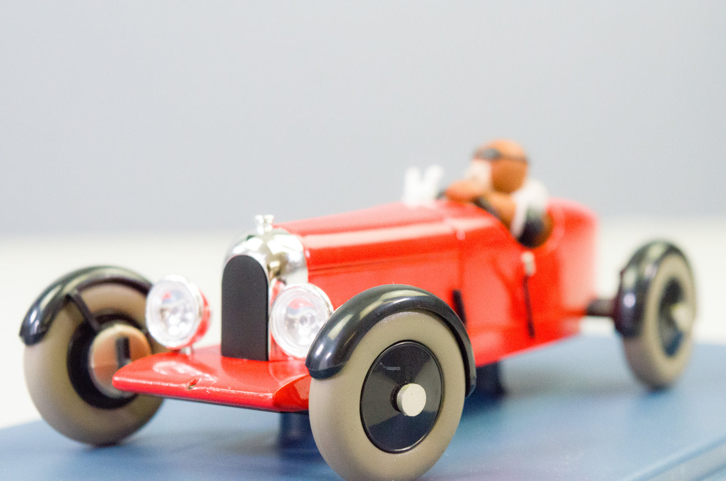 Hachette 1/24 Tintin Car #38 L' Amilcar: Land of Soviets Rare Model Voiture Figure