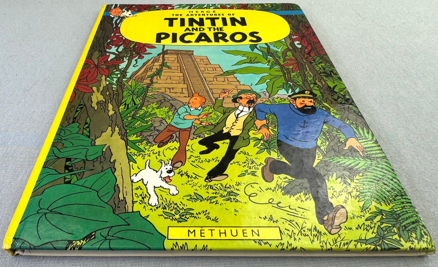 Tintin & the Picaros - Methuen 1978 2nd Reprint Edition Hardback Rare book by Herge EO