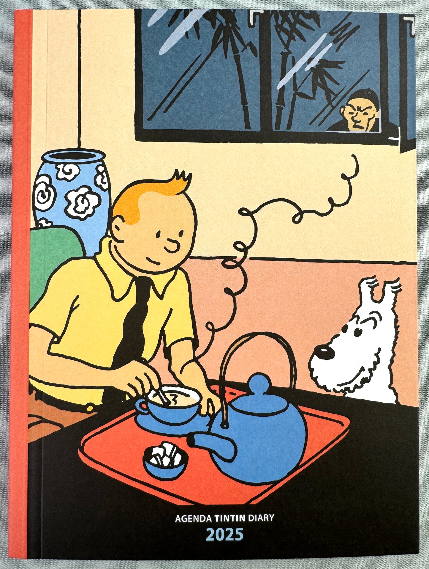 2025 Tintin Desk Diary by Moulinsart: 21 x 15cm Herge Iconic Blue Lotus Artwork