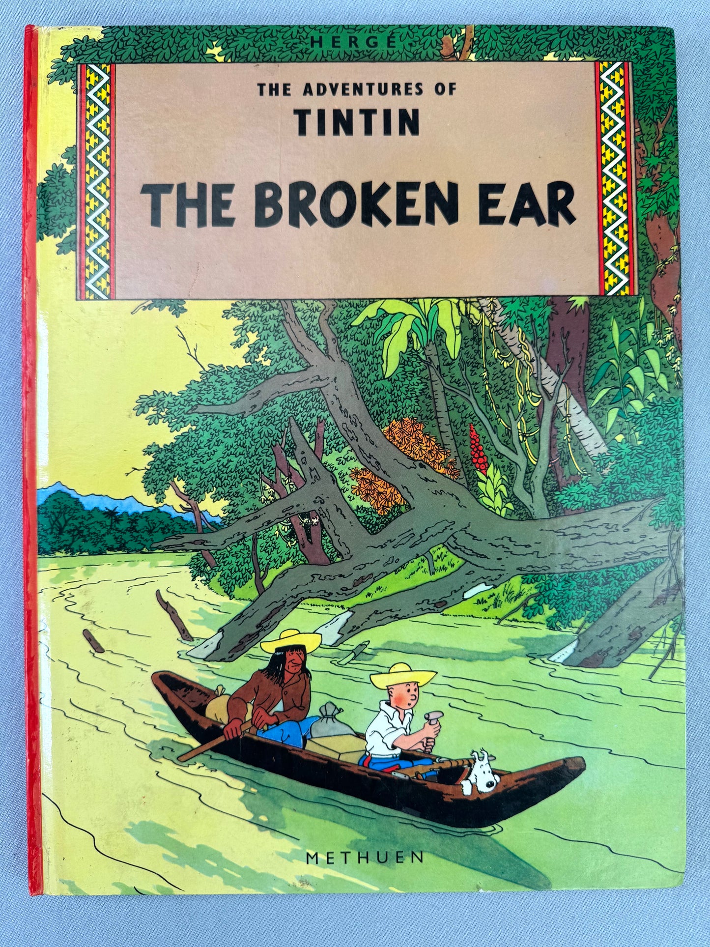 THE BROKEN EAR Methuen 1975 1st Edition Hardback Rare Vintage Tintin book Herge EO