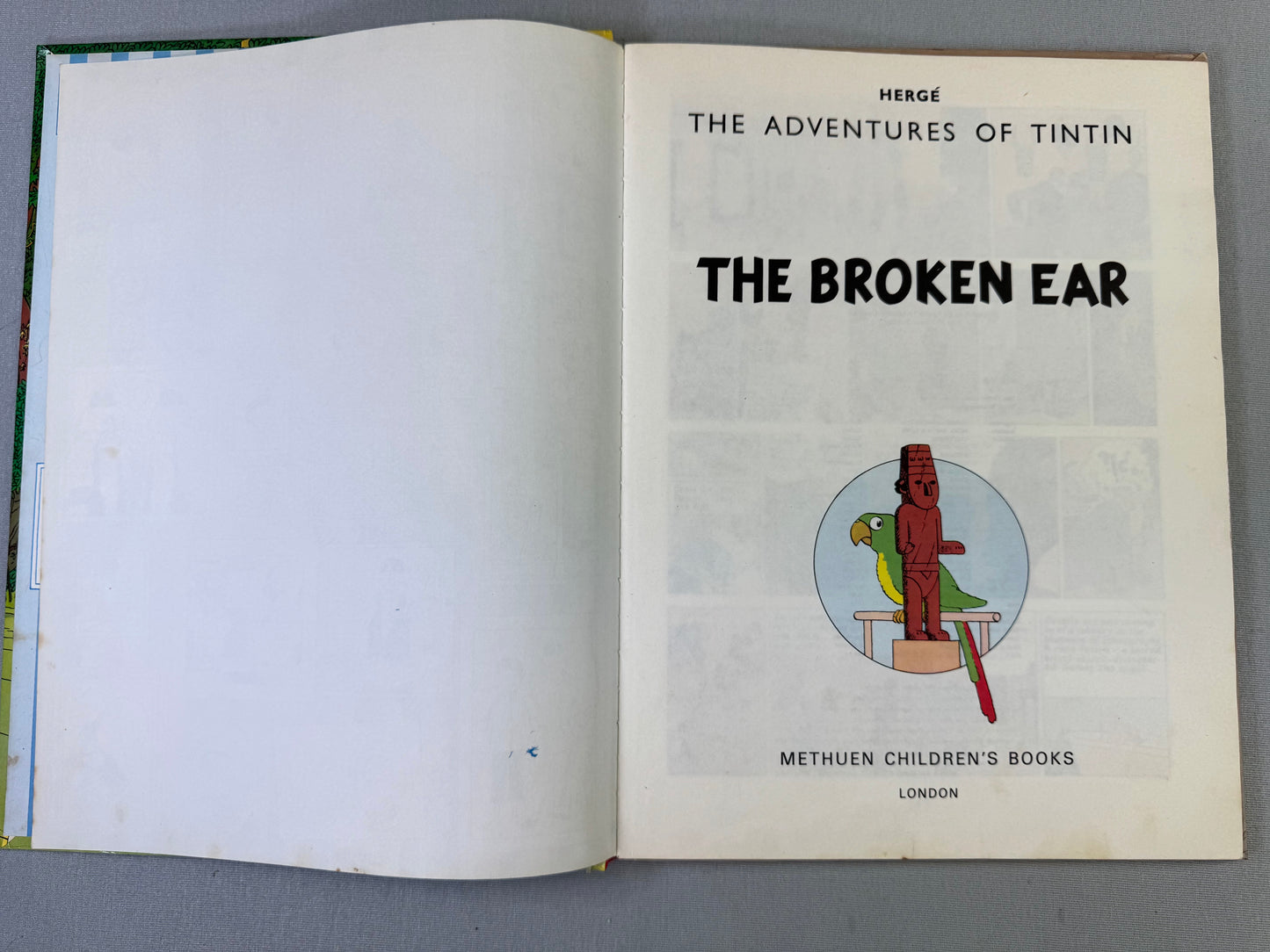 THE BROKEN EAR Methuen 1975 1st Edition Hardback Rare Vintage Tintin book Herge EO