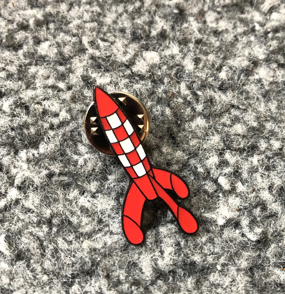 Moon Rocket V2 : Metal Lapel Tintin Pin Badge Moulinsart Hergé
