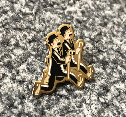 Thom(p)son Twins Running: Tintin Character Metal Lapel Tintin Pin Badge Moulinsart Hergé