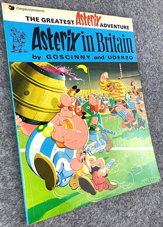 Asterix in Britain - 1970s Hodder/Dargaud UK Edition Paperback Book Uderzo