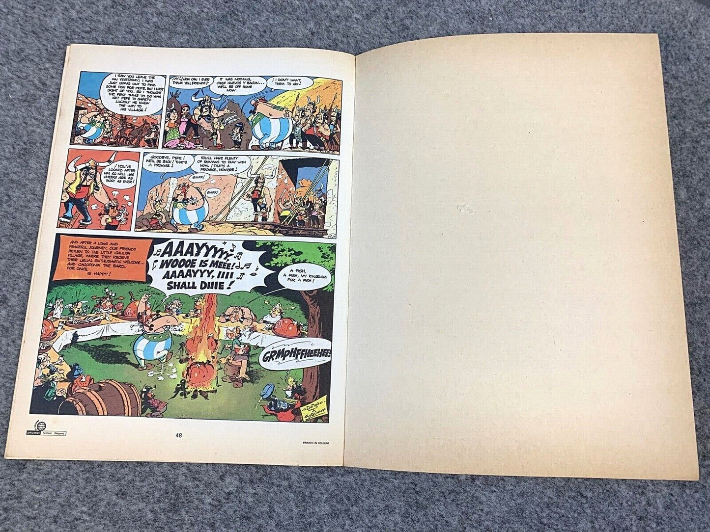 Asterix in Spain - 1970s Hodder/Dargaud UK Edition Paperback Book Uderzo