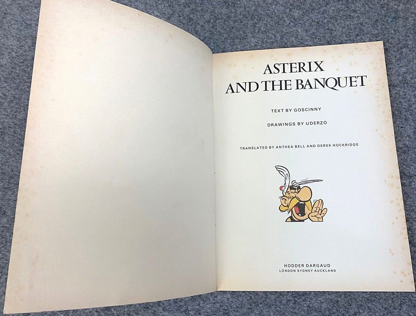 Asterix & the Banquet - 1970s Hodder/Dargaud UK Edition Paperback Book Uderzo