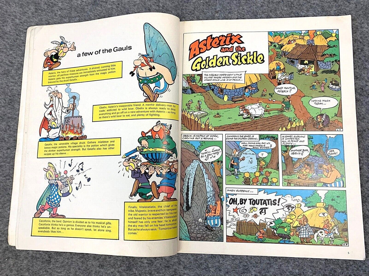 Asterix & the Golden Sickle - 1970s Hodder/Dargaud UK Edition Paperback Book Uderzo