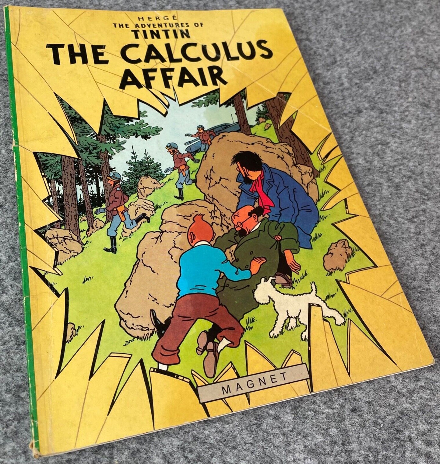 The Calculus Affair - Tintin Magnet UK Paperback Edition Book 1980s