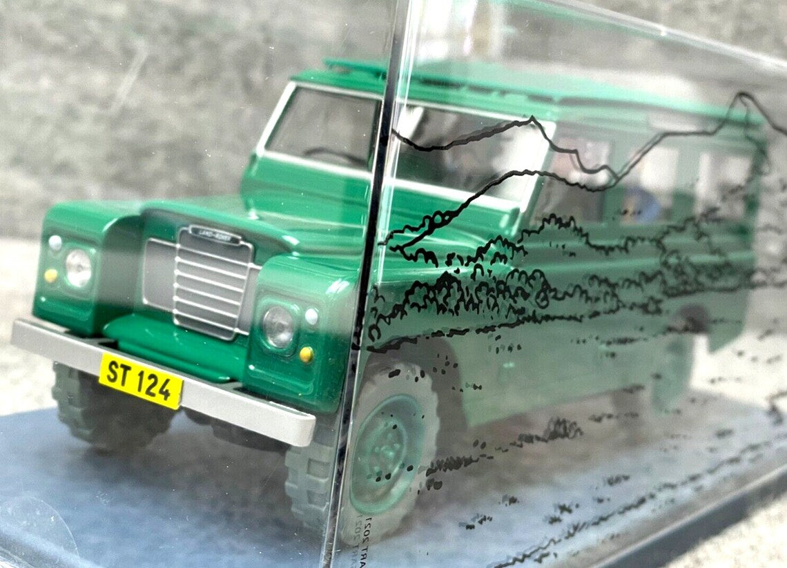 VOITURE TINTIN 1/24 29957 Land Rover Defender: Picaros Hachette Car #5 –  EuroComiX