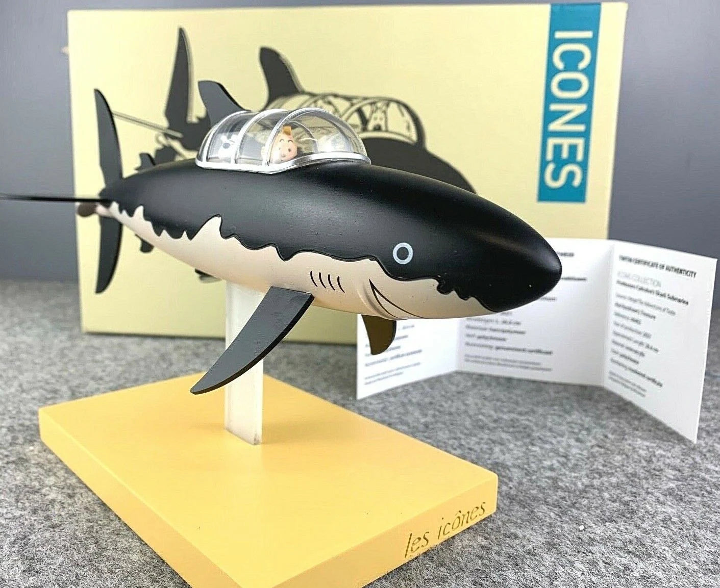 Statuette Moulinsart 46402 Shark Submarine "Les Icones" 2021 Tintin 26cm Resin Model