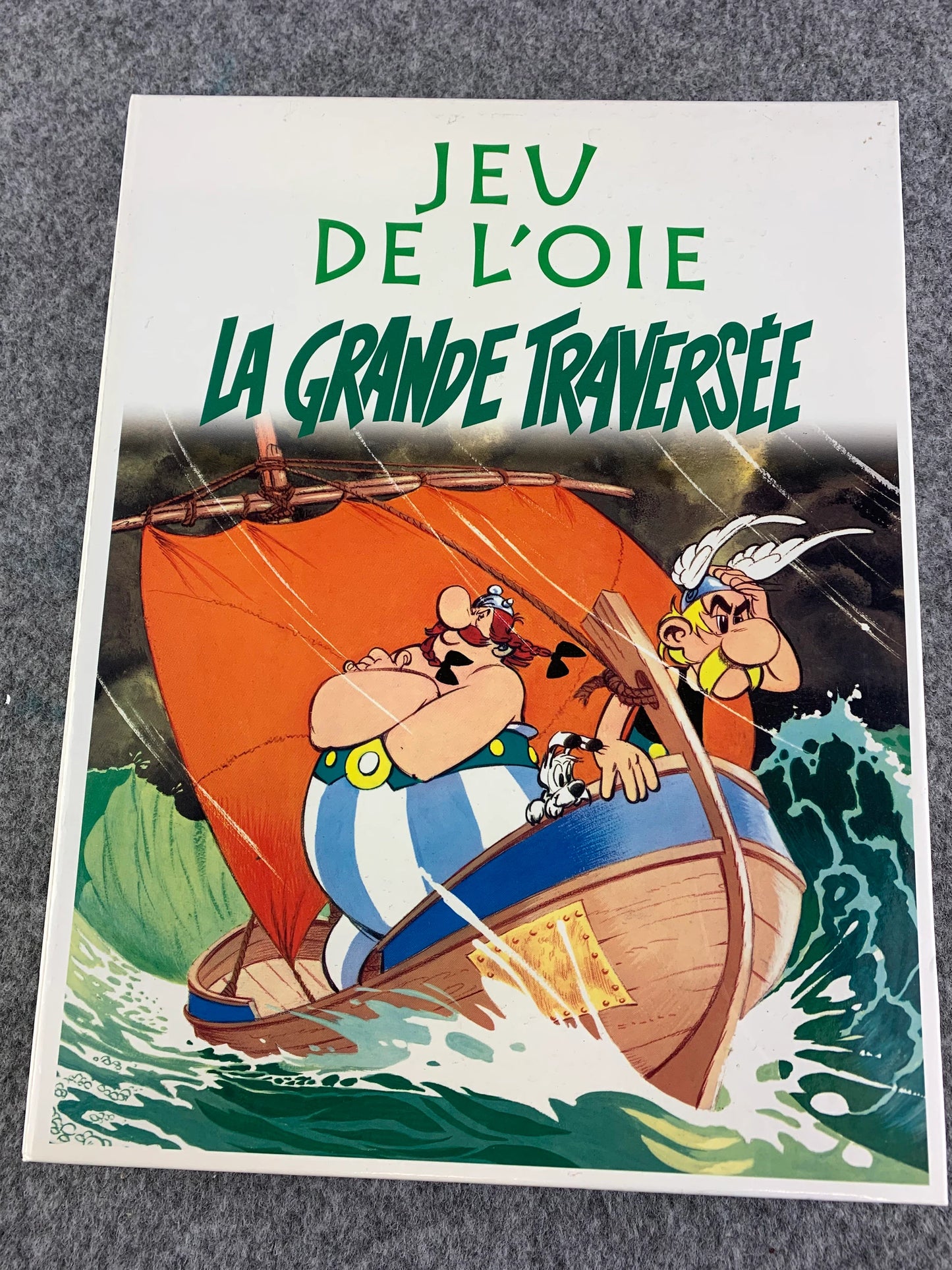 Astérix Game of the Goose/Jeu de L'oie “La Grande Traversée” Editions Atlas Collections Board Games 2006