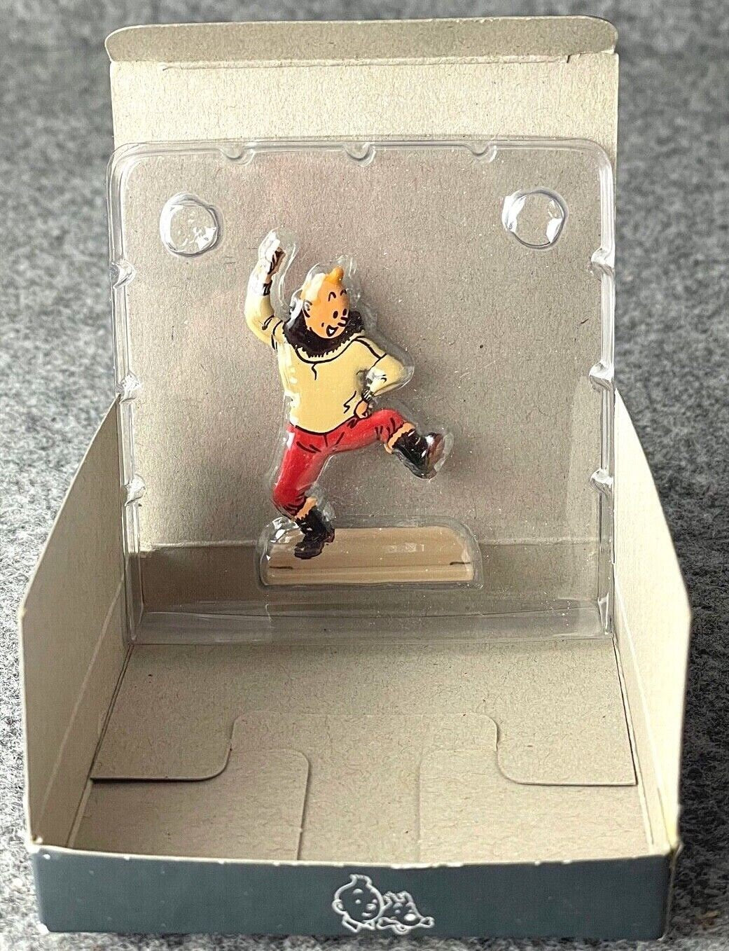 ARCHIVES TINTIN 2D Metal Figurine: Tintin Rejoicing Shooting Star ML Model Figure