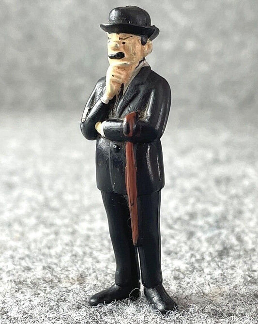Thompson ESSO Tintin Figurine - Vintage 1973 Lake of Sharks Belvision 5cm Figure