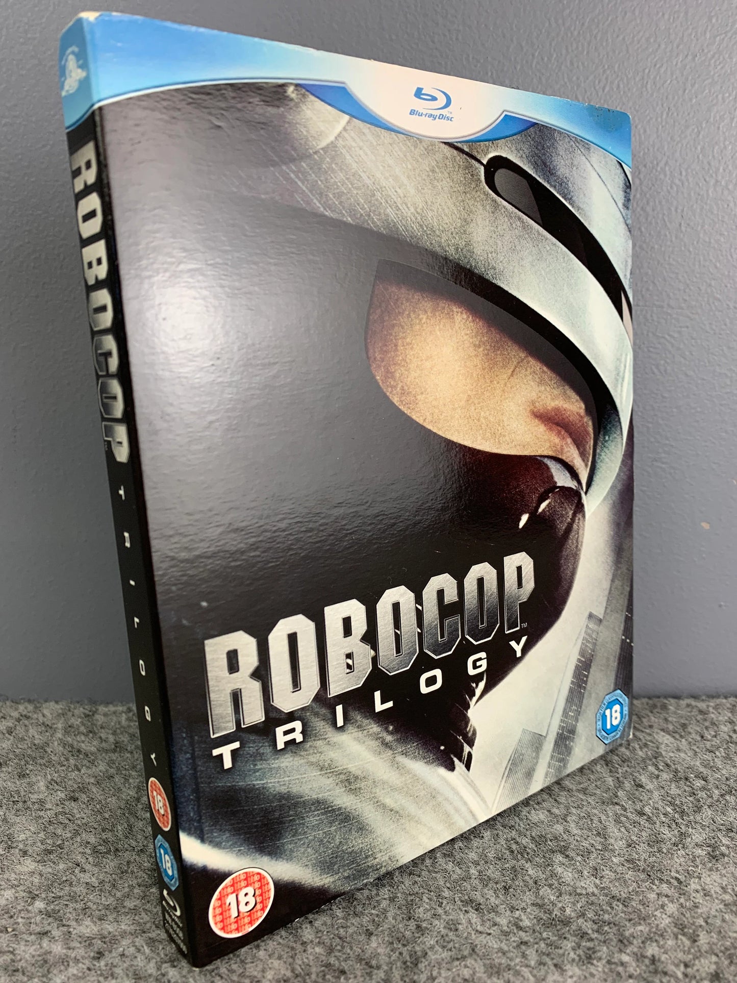 Orion Pictures Robocop Trilogy 1 2 & 3 Blu Ray DVD 3 Disc Set 1987 - 2010 Movies