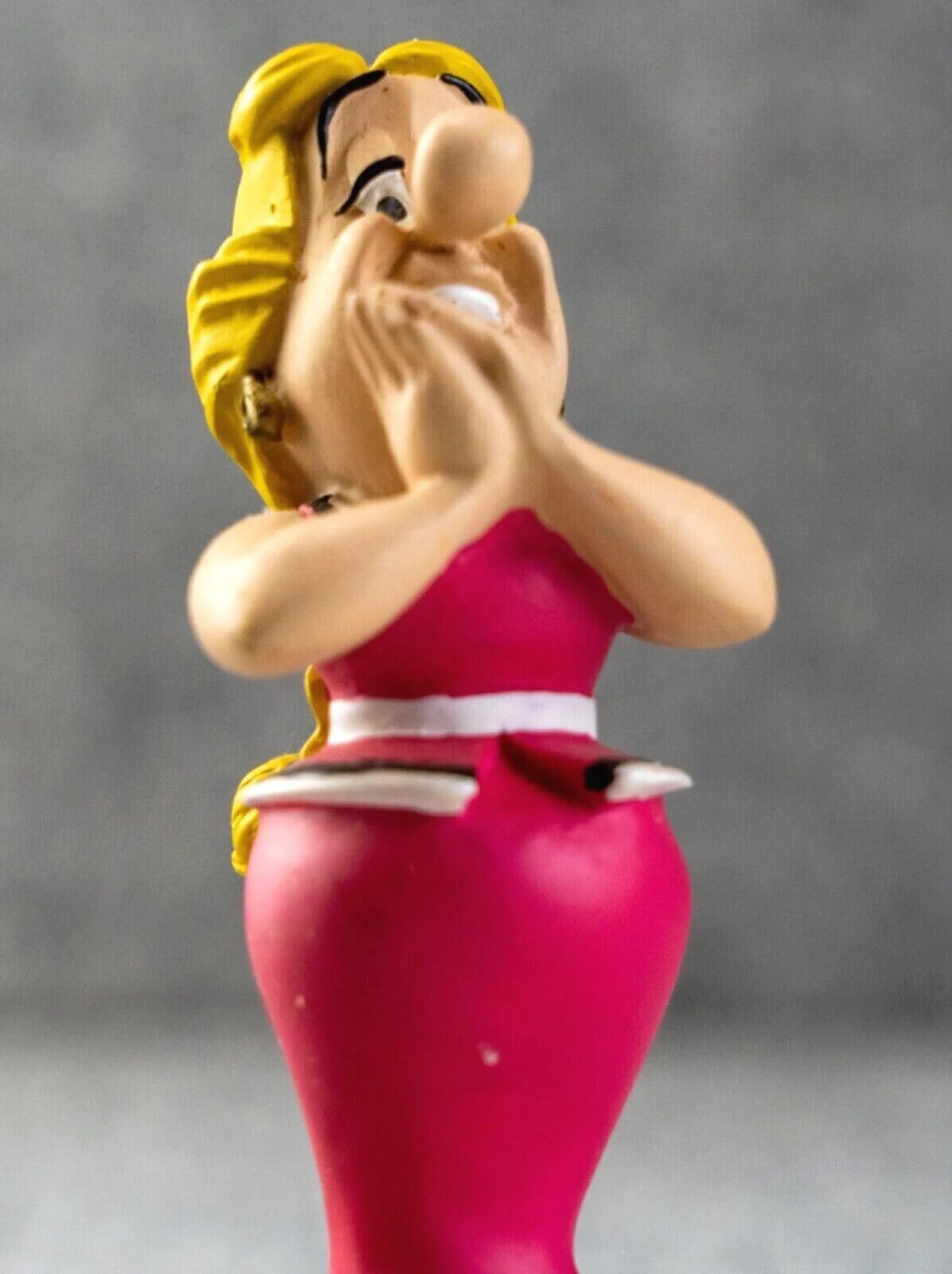 Plastoy Asterix Figurine #14 Bonemine - Editions Rene 9cm Model Figure