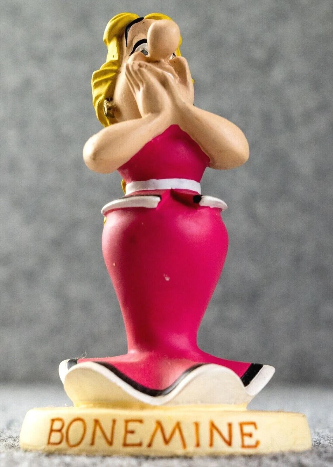 Plastoy Asterix Figurine #14 Bonemine - Editions Rene 9cm Model Figure
