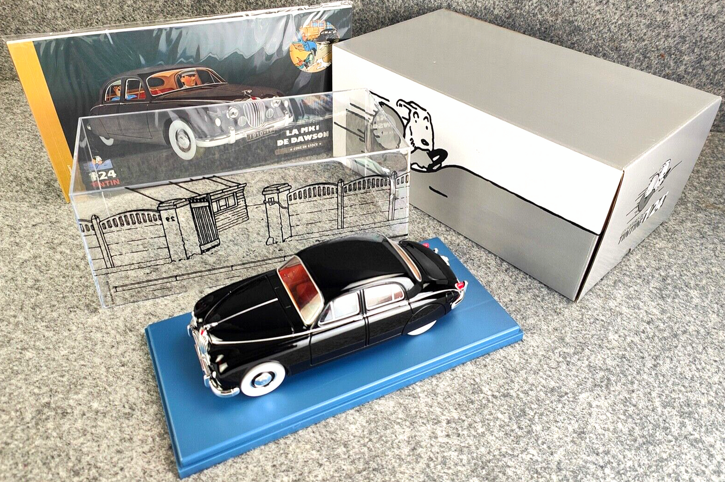 VOITURE TINTIN 1/24 29935 Jaguar MK I - Red Sea Sharks Hachette car #35