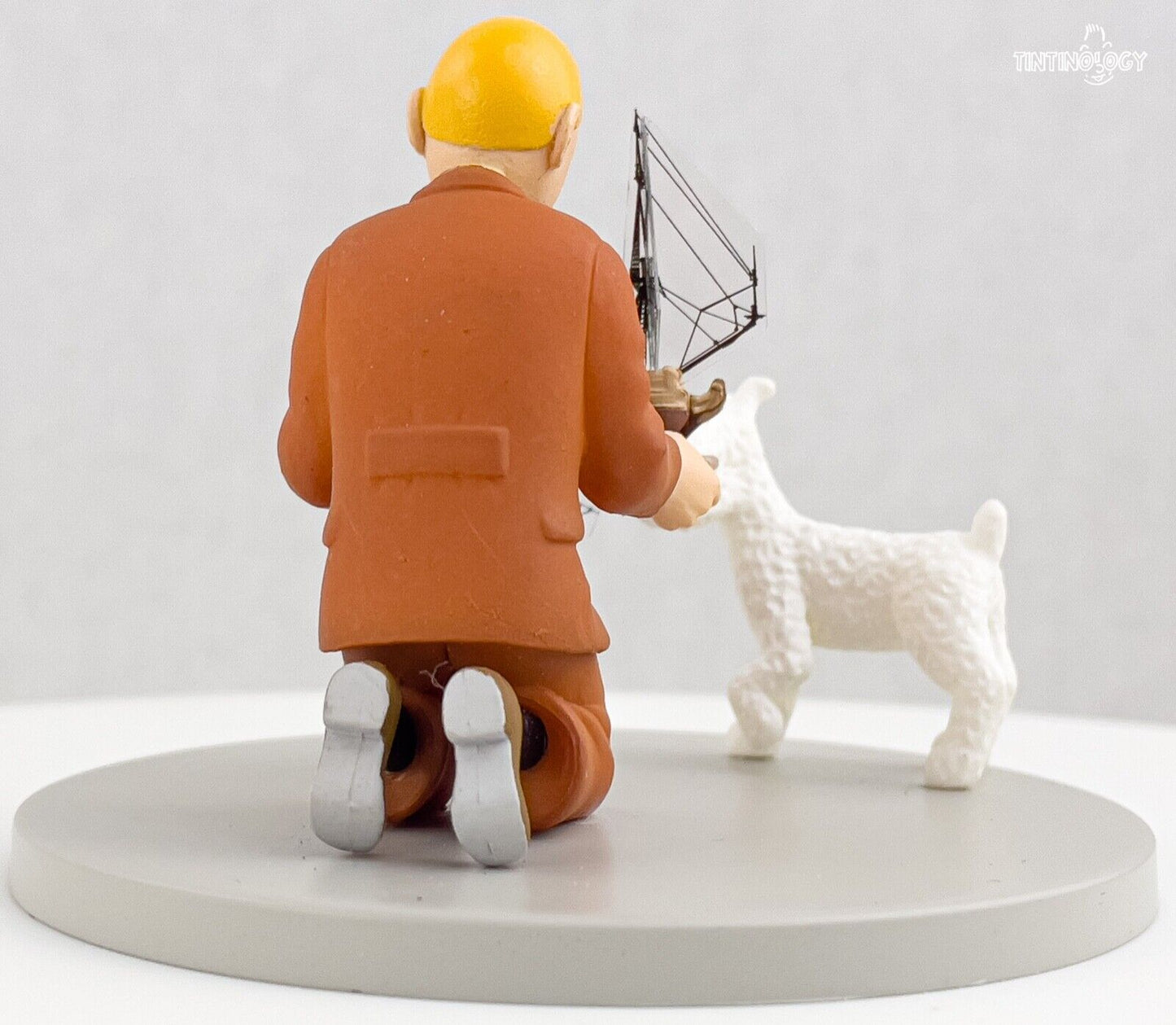 Tintin Finds ship - Secret Unicorn Moulinsart Box Scene Figurine 9cm Model Coffret