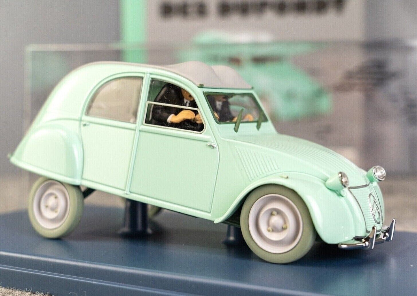 Hachette 1/24 Tintin Car #8 Citroen 2CV: Calculus Affair Model Voiture