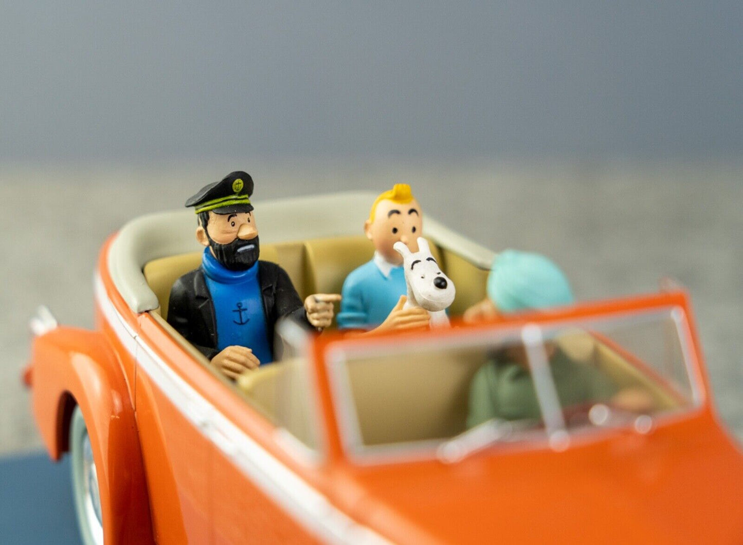 HACHETTE TINTIN 1/24 29903 New Delhi Taxi: Cadillac Fleetwood Model Car #3 Tibet