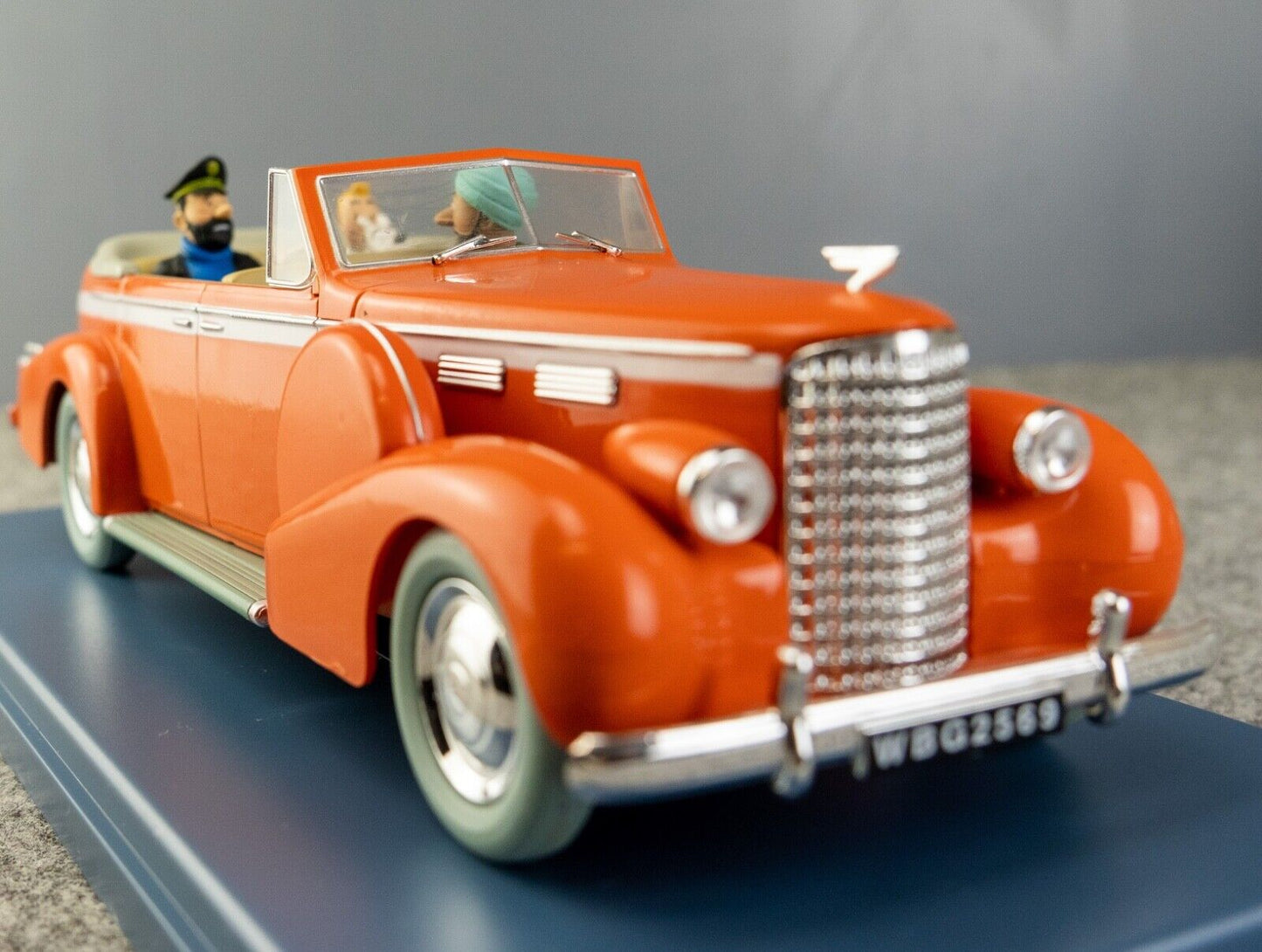 HACHETTE TINTIN 1/24 29903 New Delhi Taxi: Cadillac Fleetwood Model Car #3 Tibet