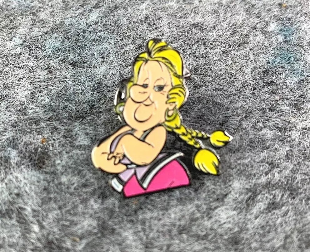 Impedimenta Pin Badge: Vintage Goscinny Collectible Lapel Pin Asterix & Obelix Editions Atlas