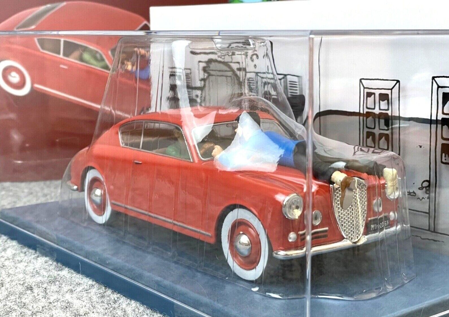 VOITURE TINTIN 1/24 29914 Lancia Aurelia: Calculus Affair Hachette Model car #14
