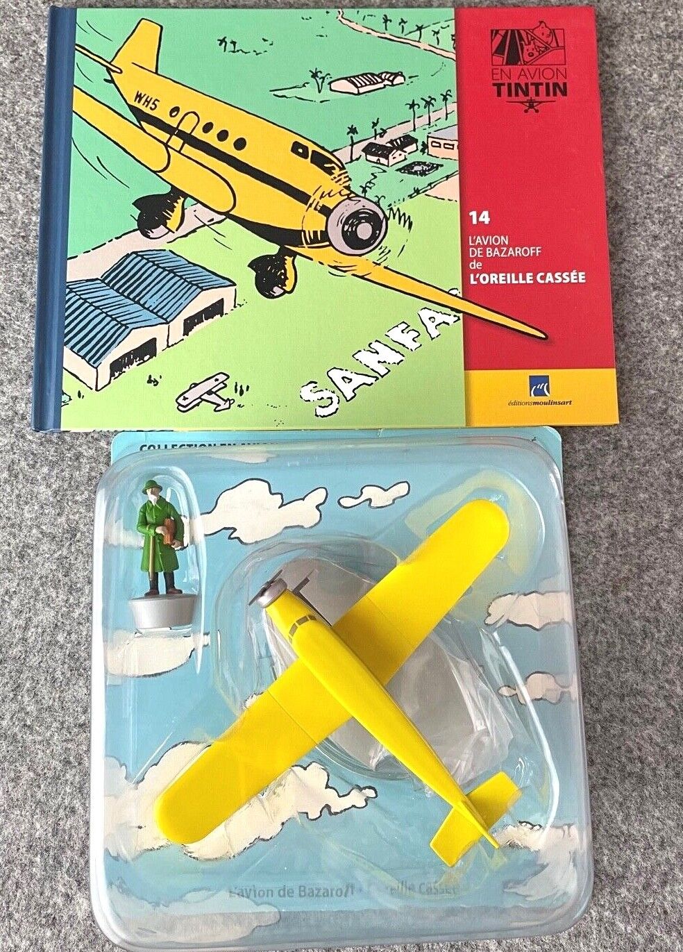 Hachette Tintin Plane #14 Bazaroff's Plane: Ottokars Sceptre Model Avion + Figure
