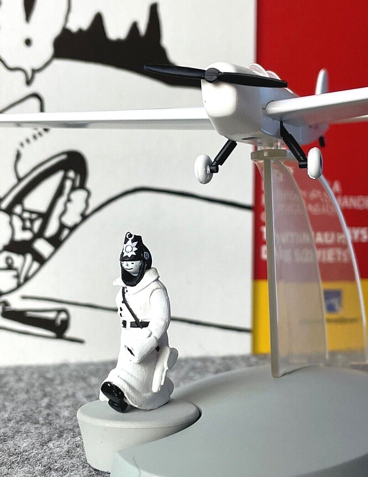 Hachette Tintin Plane #47 Police Plane: Land of Soviets Model Avion +Figure
